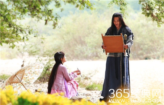 新版神雕侠侣独孤求败和荷香之间的恋情剧情是什么图片