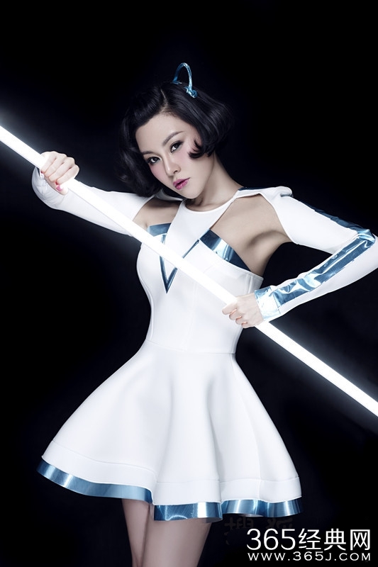 毛泽少最新单曲《奔跑吧,Lady》完整试听