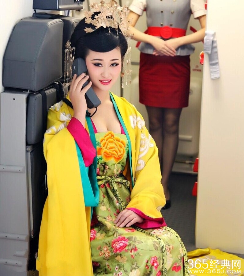 四川空少反串武媚娘 样貌惊艳比过范冰冰