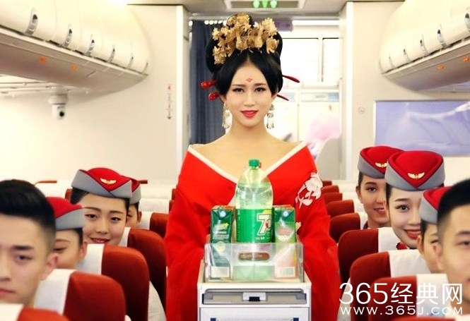 四川空少反串武媚娘 样貌惊艳比过范冰冰