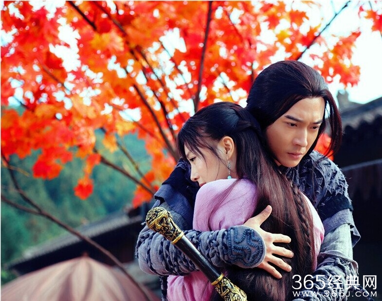 陈晓版新《神雕侠侣》独孤求败和荷香之间的恋情剧情上演