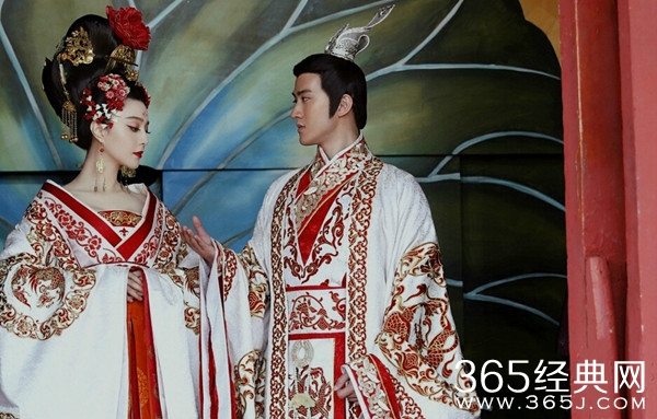 他有多爱你，就有多惯你图片