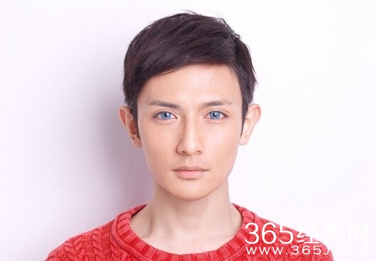 网友挑战COS“精灵王”瑟兰迪尔 全过程！