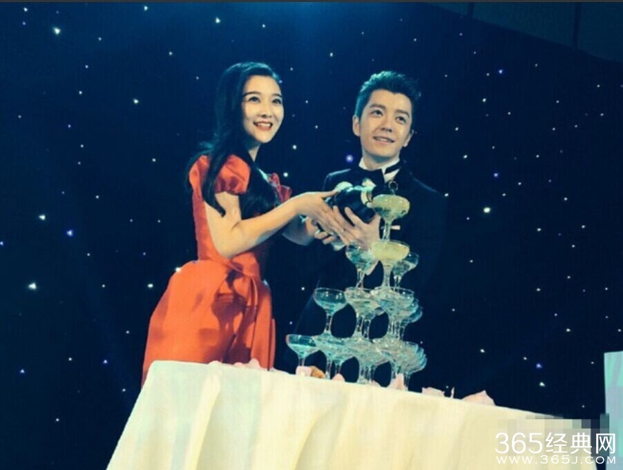 王栎鑫婚礼婚礼现场图曝光 妻子吴雅婷撞脸大S