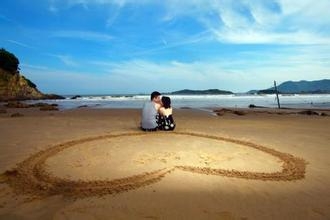 故事很短却触动我早已麻木的心