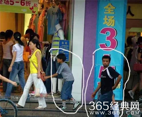 一组冒死偷拍的图片,警惕！