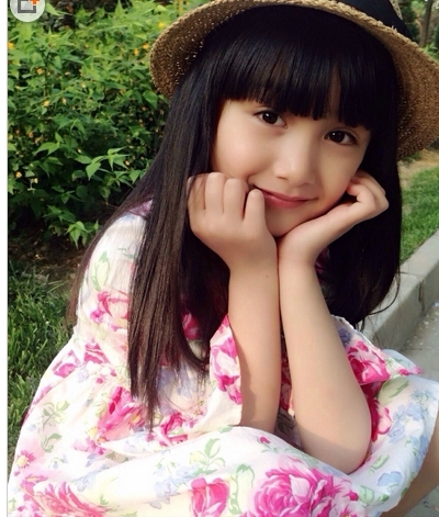 《活色生香》萌娃小时候的安若欢的扮演者是谁 小若欢扮演者资料