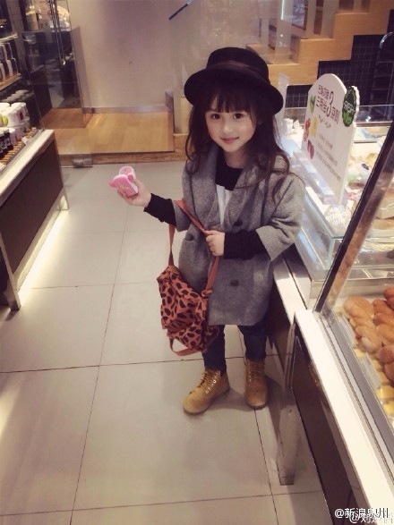 全球最年轻美女