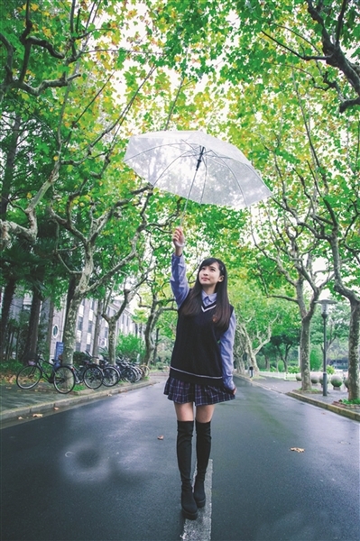 厦门校服女神郑凌莉私照