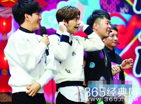 2月7日《活色生香》剧组现身大本营 李易峰快本变段子手 