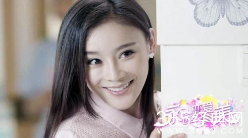 《永远恋爱真美》插曲《爱上你不是我的错》歌词一览