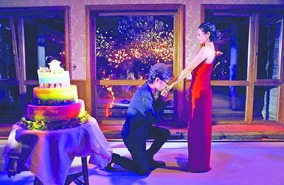 36岁章子怡终于嫁出去了   章子怡生日汪峰求婚成功