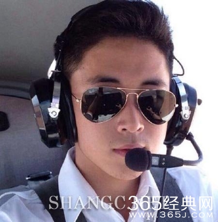 “上铺小哥”个人资料