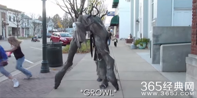 [v]深夜里这么个东西走在大街上你怕不怕？