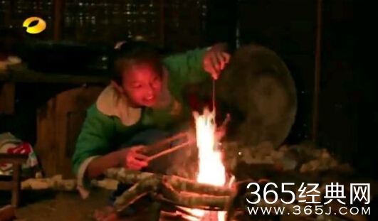 《变形计》吃老鼠片段在线观看 烤老鼠吃太重口吓坏观众