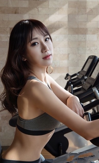 韩国最美体育老师走红