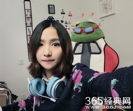 传电竞女主播年薪千万 私房照曝光