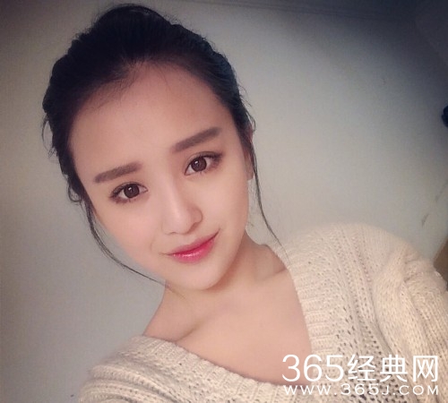 川外校花清纯典雅 酷似佟丽娅董洁合体