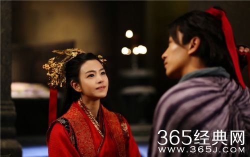 《神雕侠侣》陈晓陈妍希大婚照曝光 杨过、小龙女喜结连理