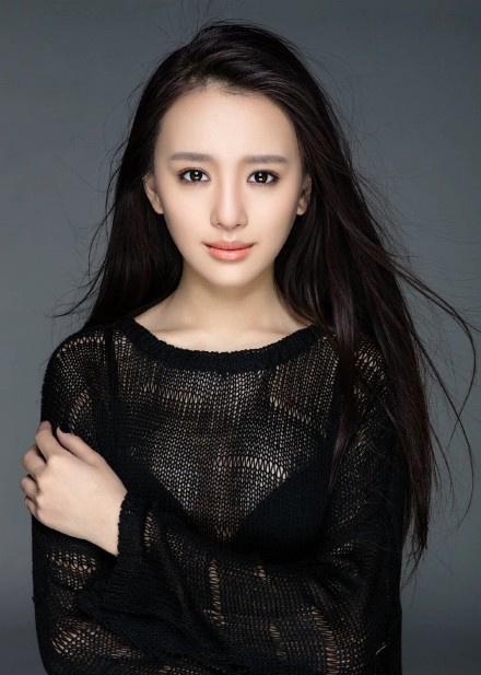 川外校花清纯典雅 酷似佟丽娅董洁合体