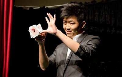 春晚魔术师周家洪是谁 周家洪资料介绍图片