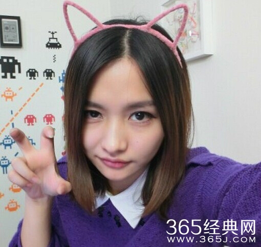 传电竞女主播年薪千万 私房照曝光