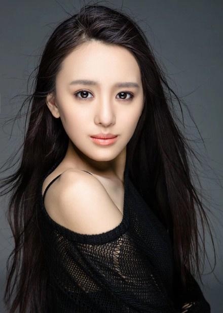 川外校花清纯典雅 酷似佟丽娅董洁合体