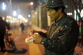 工作十年的他，为何只拿毕业三年的工资？