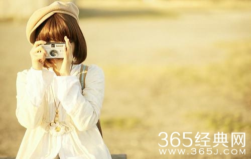 10句话让你明白爱情，戳中你心底最柔软的地方