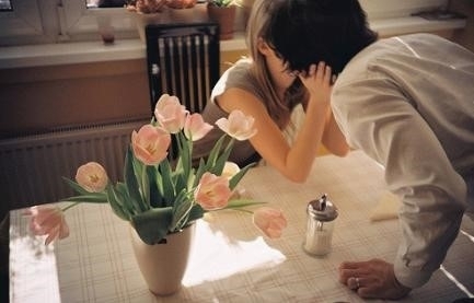 一旦做出成绩来，那么全世界都将和颜悦色