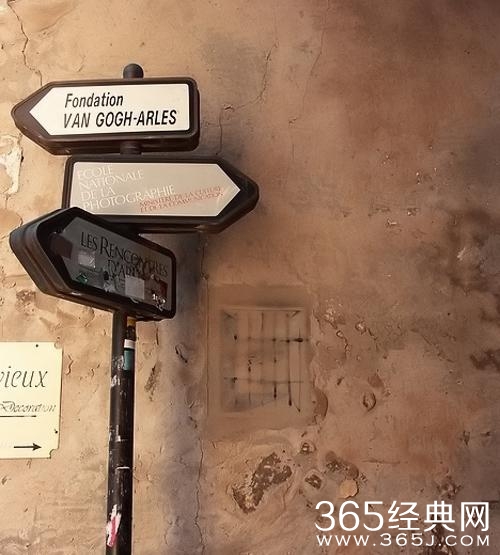 10句话让你明白爱情，戳中你心底最柔软的地方