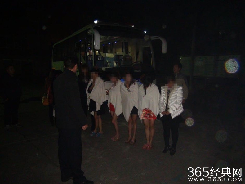 养生馆现色情服务_女子玩日式和服制服诱惑_365经典网