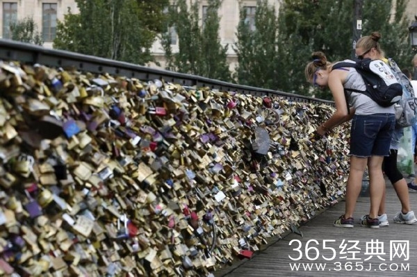 世界各国情人节奇葩活动