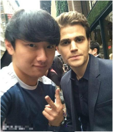 纽约合影帝走红网络