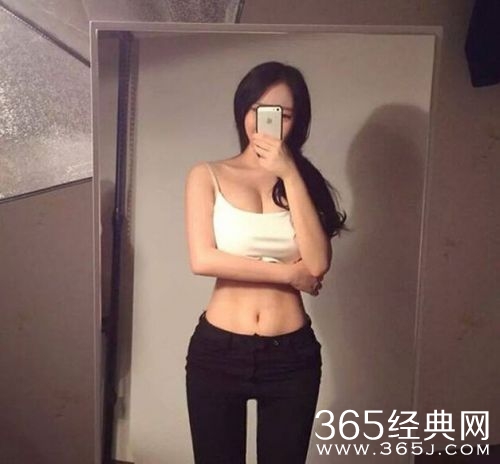 “雪肌女实习老师”走红网络 天使面孔魔鬼身材