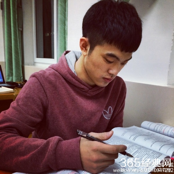 厦大何以琛走红