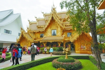 泰国白庙另建公共厕所供非中国旅客使用_泰国，中国游客跟你什么仇什么怨_365经典网