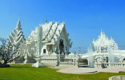 泰国白庙另建公共厕所供非中国旅客使用  泰国，中国游客跟你什么仇什么怨