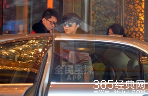 范冰冰李晨甜蜜过情人节 缠绵三天两夜高清图片