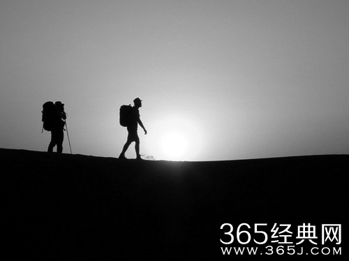 有了信念人才能走向光明