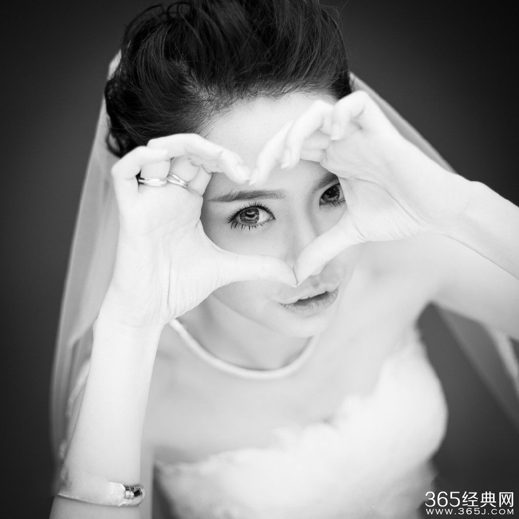 戚薇《你好，再见》私藏版MV试听