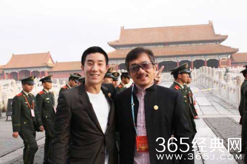 成龙财产将全部留给房祖名