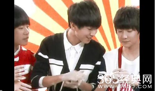 TF少年GO第三季第一期20150306期网络直播观看 tfboys包汤圆起争执