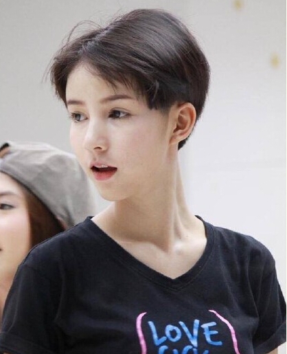 泰剧《为爱所困》在哪里播出yoshi是男的还是女的 yoshi个人资料照片介绍