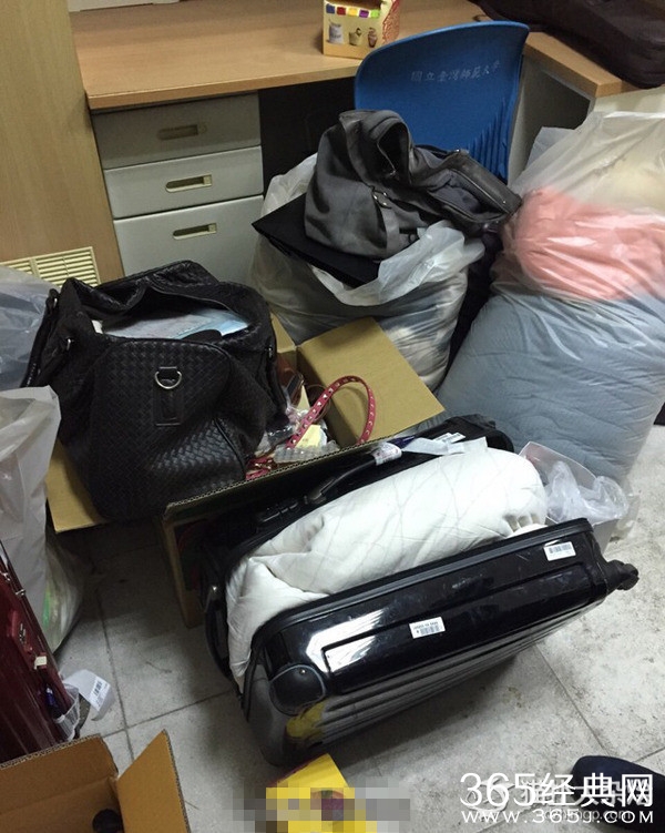 遭学校无预警打包行李赶人 漂亮女生哭诉：30万台币的手镯不见了
