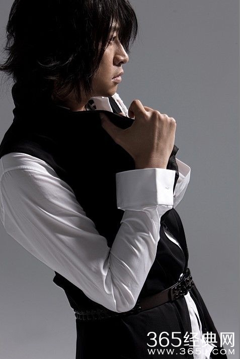 游鸿明最新单曲《酗爱》高品质试听