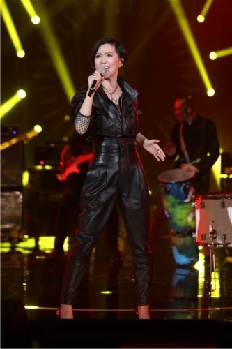 《我是歌手3》终场淘汰赛 首发歌手背水一战图片