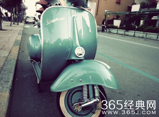 2015年最新爱情说说 感情就像头发长了就会分岔