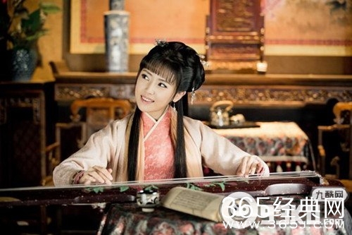 《少年四大名捕》蝶舞和如烟是一个人吗？蝶舞复活了吗？