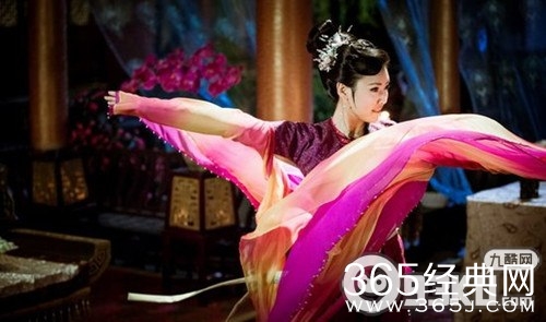 《少年四大名捕》蝶舞和如烟是一个人吗？蝶舞复活了吗？